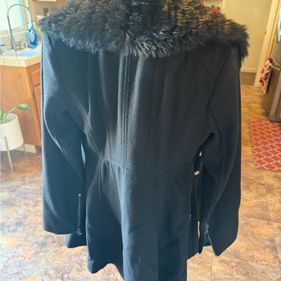 Guess Black Double-Breasted Pea Coat with Faux Fur Collar - Picture 7 of 10